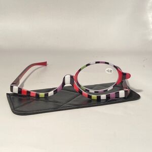 0996 Makeup Cosmetic 3.00 Flip Magnifying Glasses For Precision Application N…